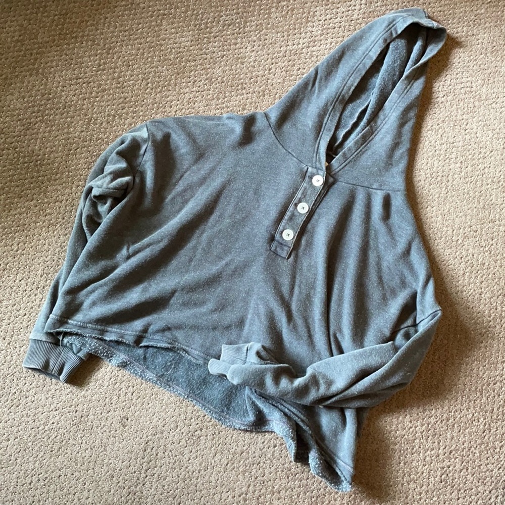 American Eagle Cropped Oversized Sweatshirt